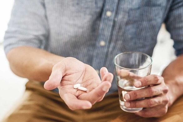 Take medicine to treat prostatitis caused by stones